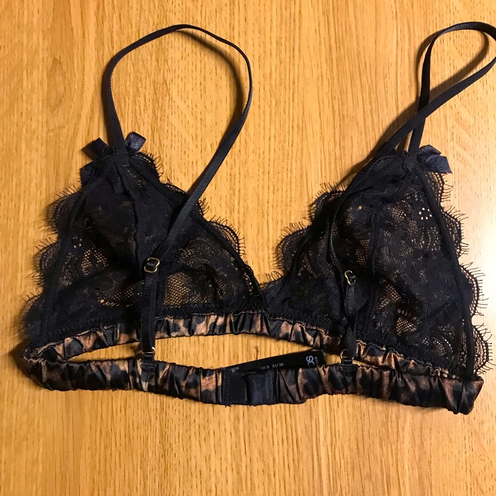 ASOS bralette US4